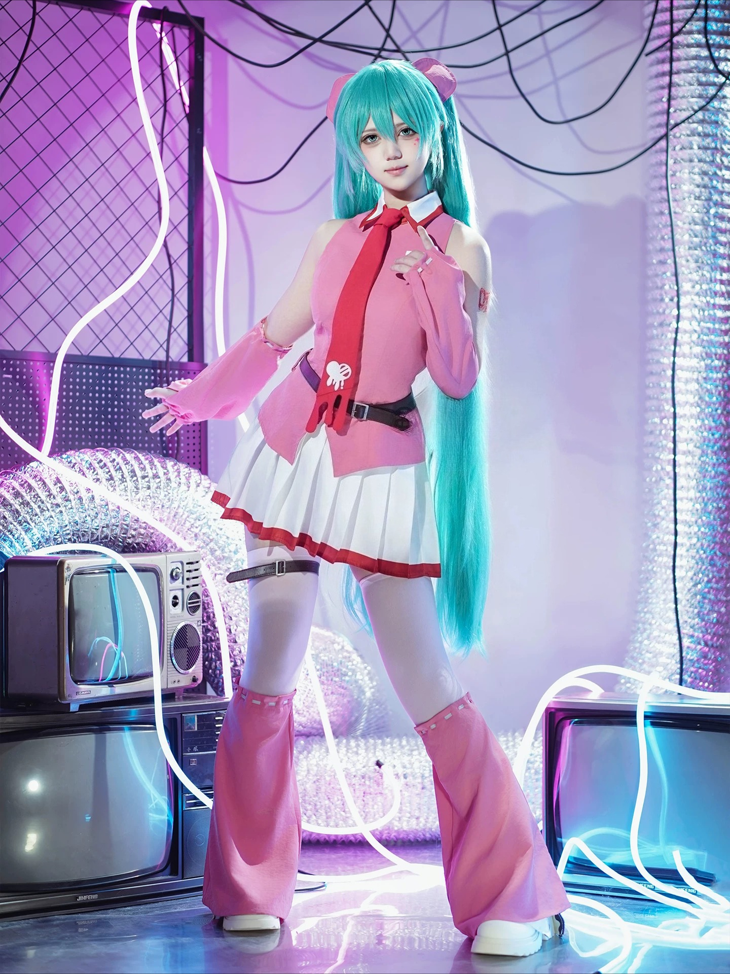 Miku Gloomy Bear Crossover lin - مراجعة Anime Cosplay Boy وسعره