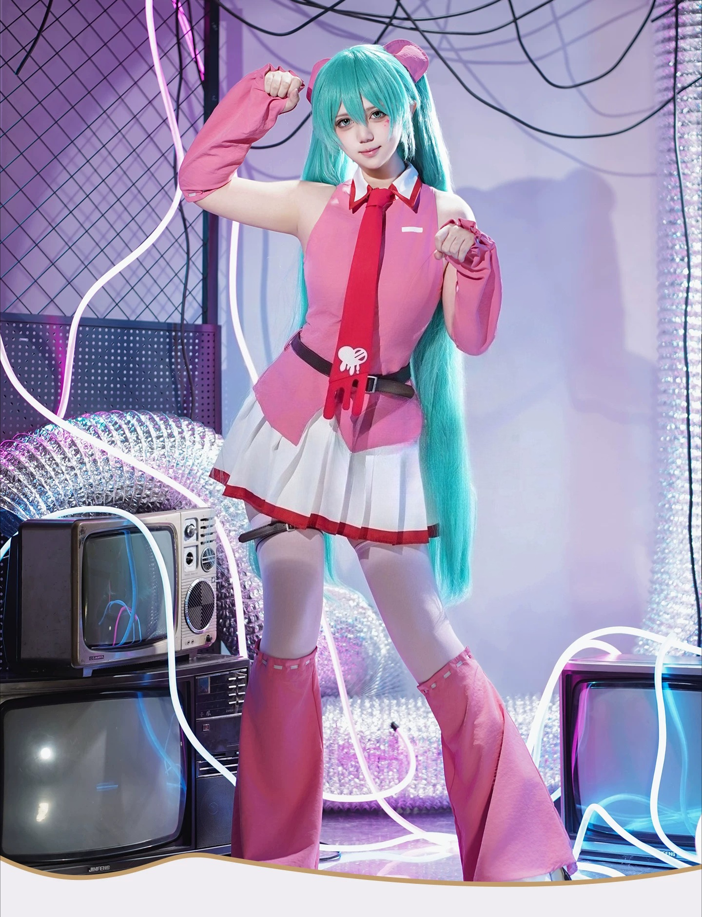Miku Gloomy Bear Crossover lin - مراجعة Anime Cosplay Boy وسعره