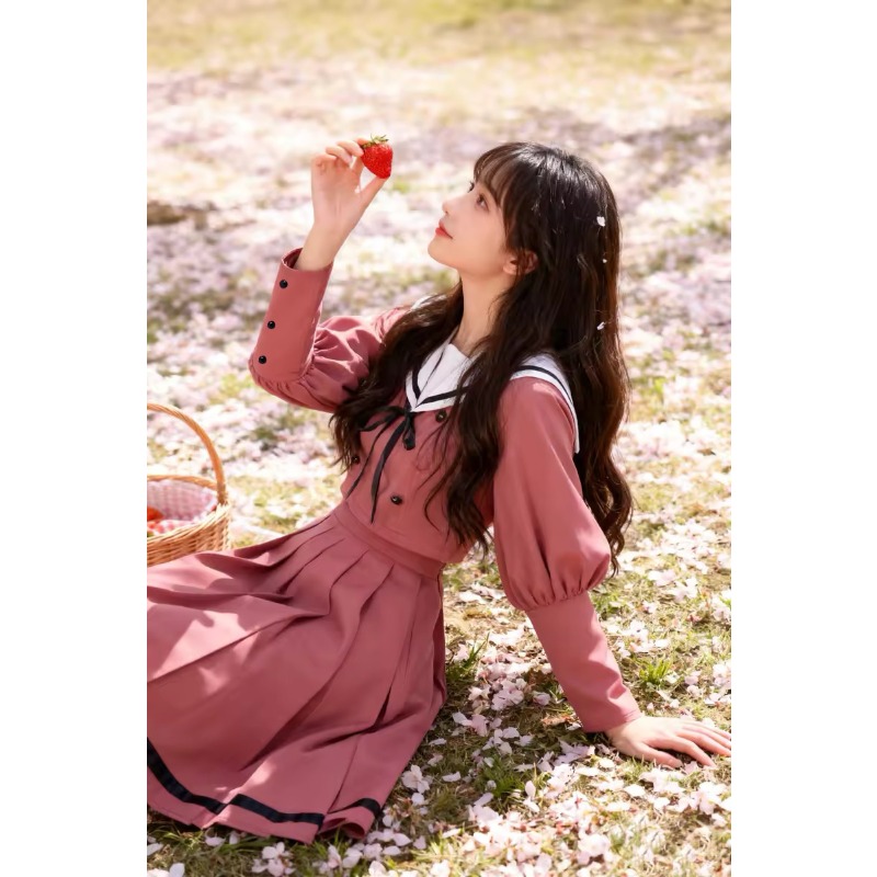 Anime The Fragrant Flower Bloo - مراجعة Anime Cosplay Manga وسعره
