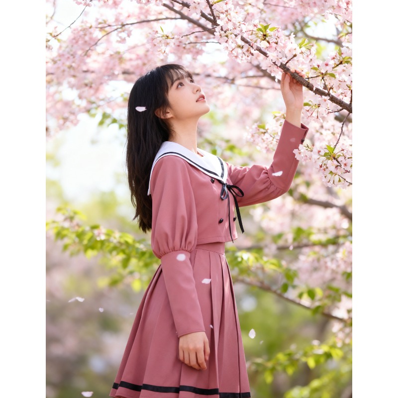 Anime The Fragrant Flower Bloo - مراجعة Anime Cosplay Manga وسعره