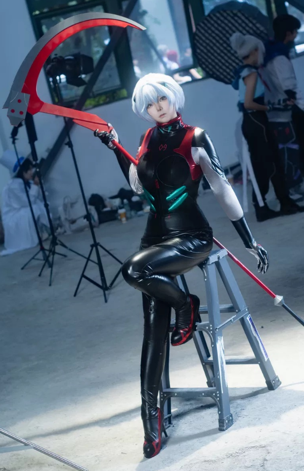 Ayanami Rei  sexy black leathe - مراجعة Cosplay Anime Black وسعره